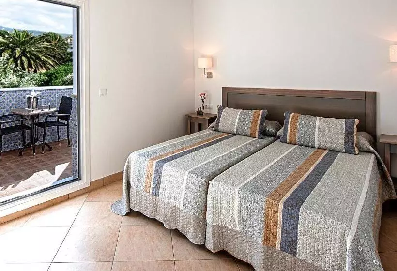 Hostal Tarifa  Recepcion Abierta Las 24h