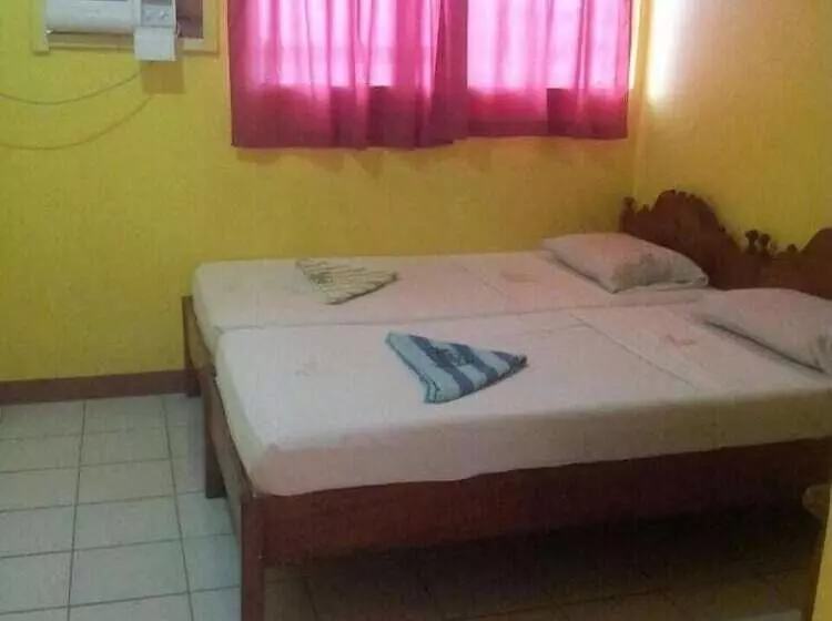 Hotelli Bee Hub Pension