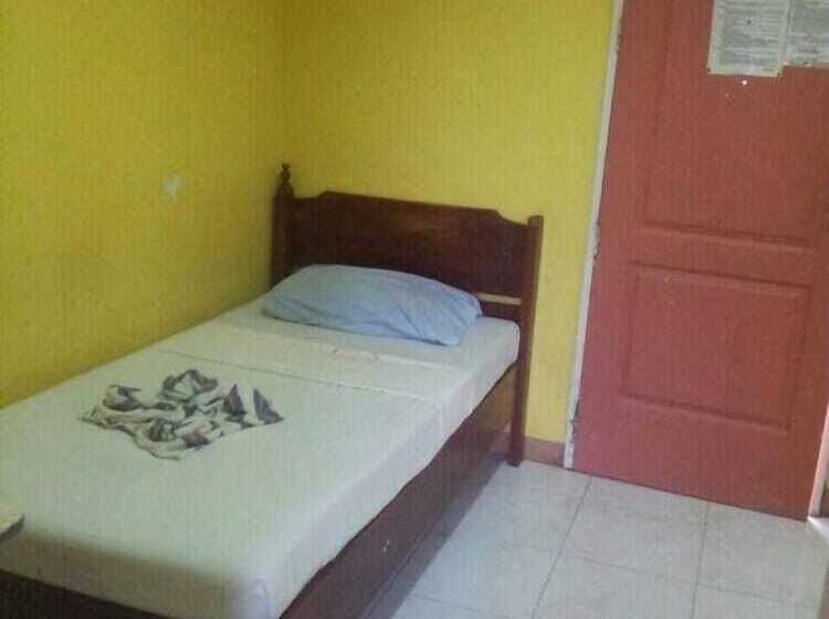 فندق Bee Hub Pension