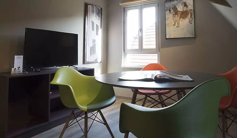 Anno Domini 1716  Boutique