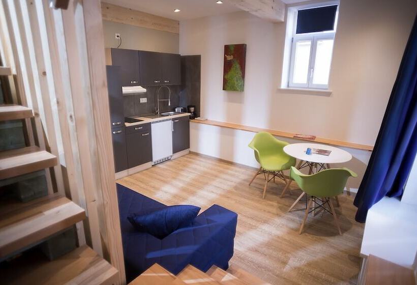 Anno Domini 1716  Boutique