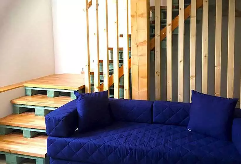 Anno Domini 1716  Boutique