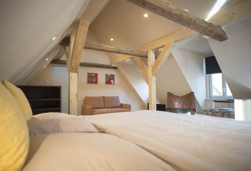 Anno Domini 1716  Boutique