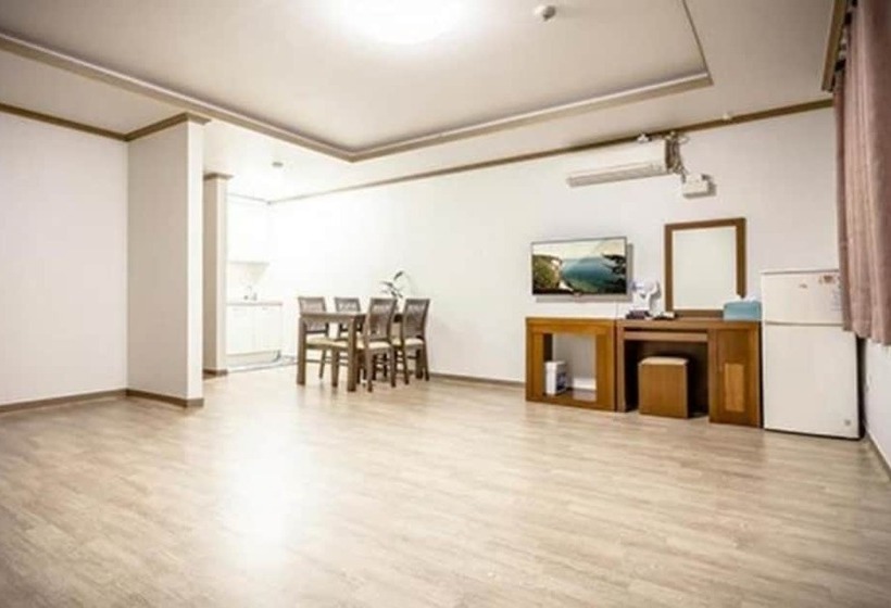 Gangneung Naiad Pension