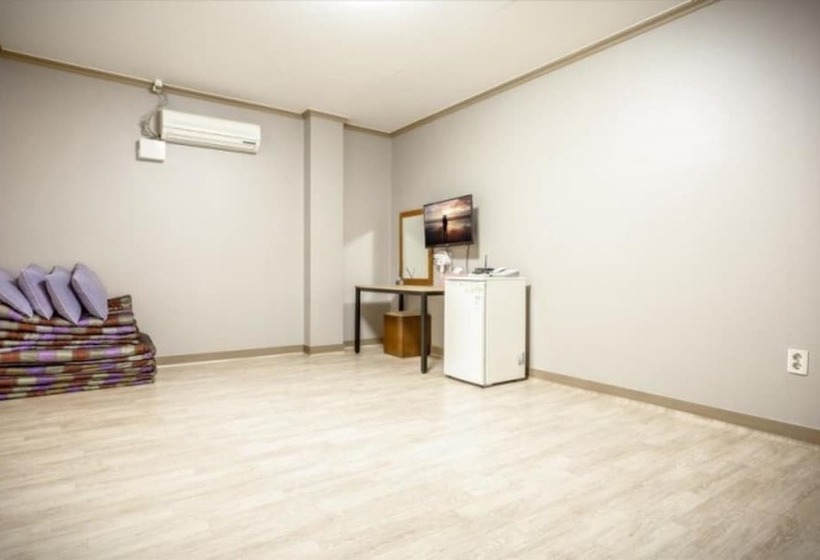 Gangneung Naiad Pension