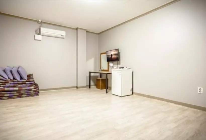 Gangneung Naiad Pension