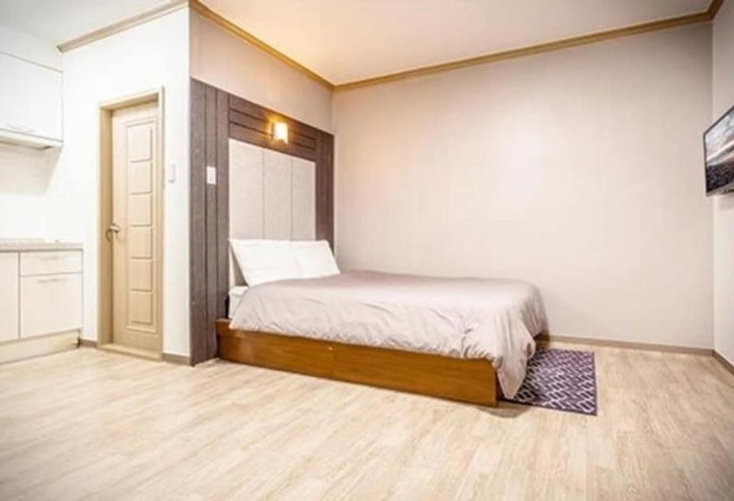 Gangneung Naiad Pension