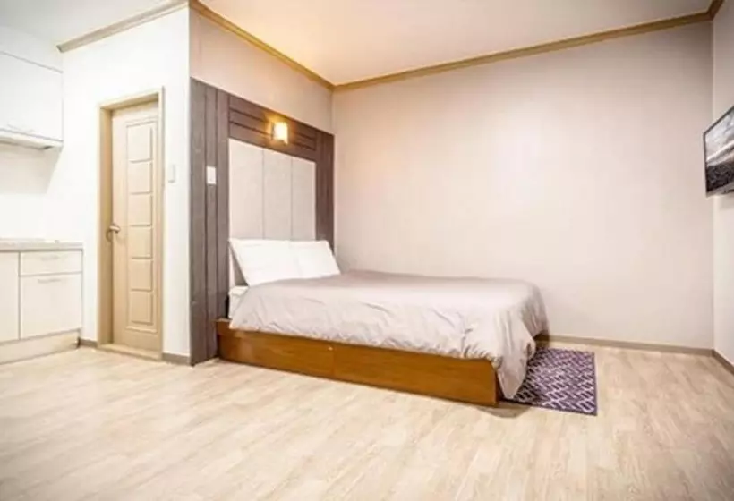 Gangneung Naiad Pension