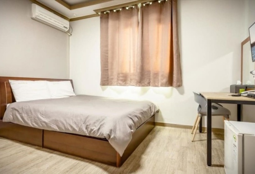 Gangneung Naiad Pension