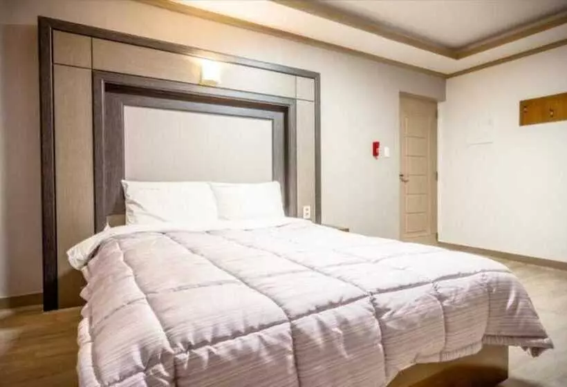 Gangneung Naiad Pension