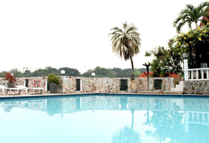 هتل Altaroca Mountain Resort Antipolo