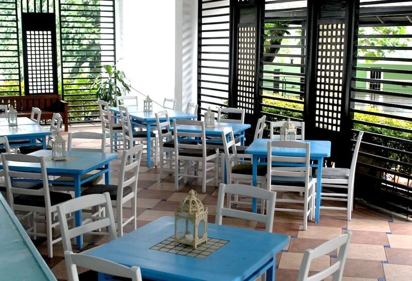 هتل Altaroca Mountain Resort Antipolo