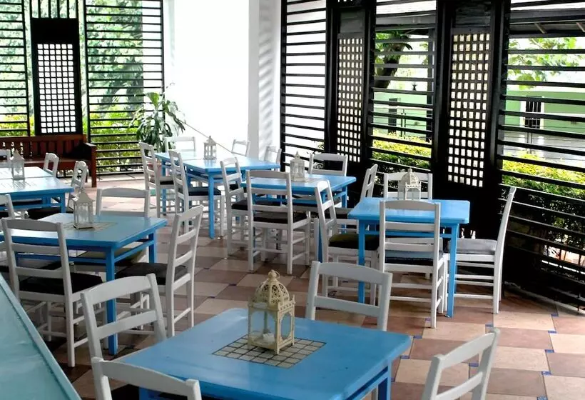 هتل Altaroca Mountain Resort Antipolo