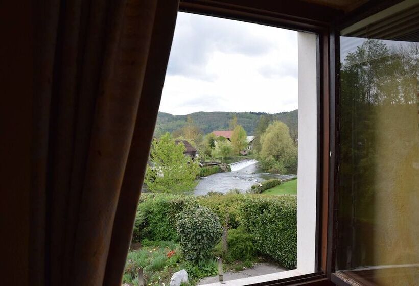 هتل Guesthouse Estate Magovac