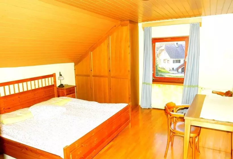 هتل Guesthouse Estate Magovac