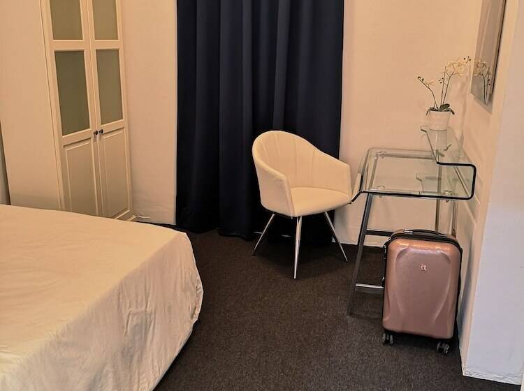 هتل Modular Rooms