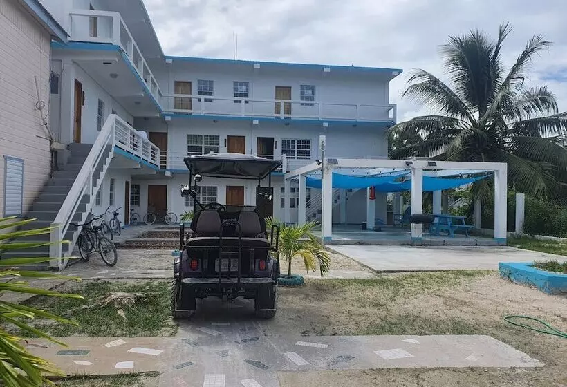 Hotelli Rachel Land Apartment Suites