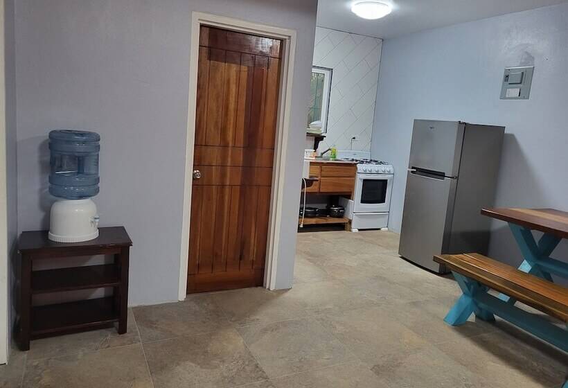 هتل Rachel Land Apartment Suites