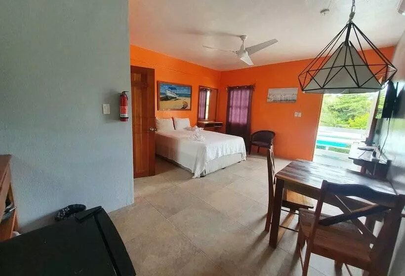 Hotelli Rachel Land Apartment Suites