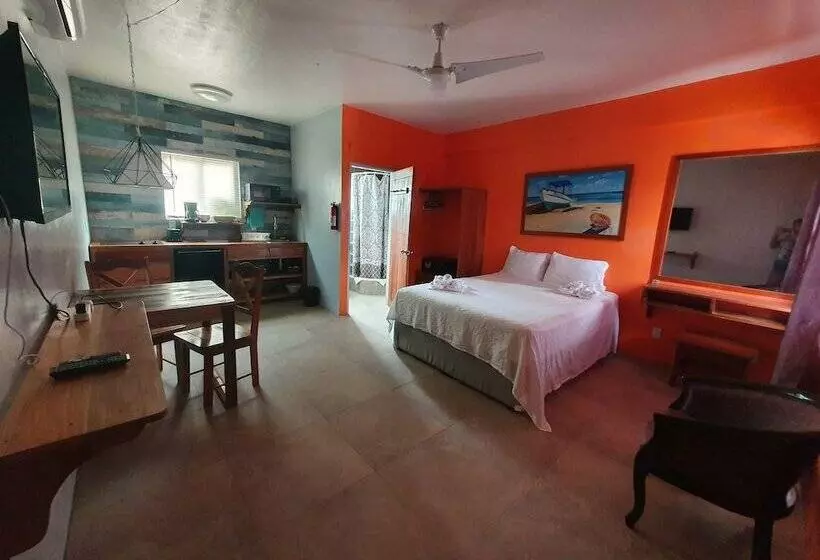 Hotelli Rachel Land Apartment Suites