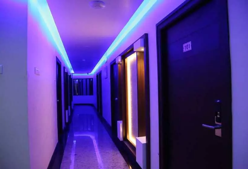 هتل Shri Subham Residency
