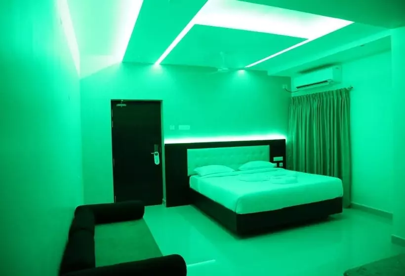 هتل Shri Subham Residency
