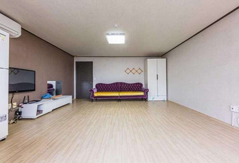 Hotel Yangyang Silver Sea Pension