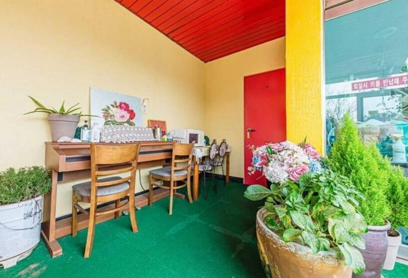 Hotel Yangyang Silver Sea Pension