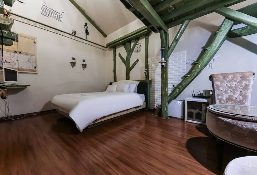 Motel The Seven Dwarfs In The Eumseong Forest