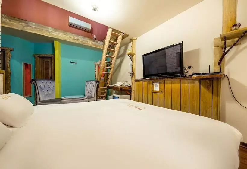 Motelli The Seven Dwarfs In The Eumseong Forest