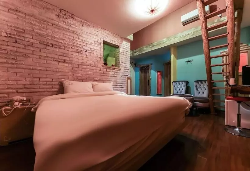 Motelli The Seven Dwarfs In The Eumseong Forest