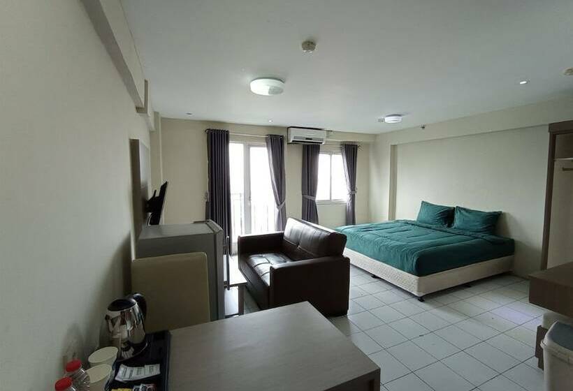 بنسيون X Pressbedroom Mutiara Bekasi