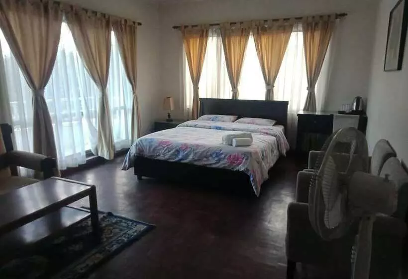 پانسیون Bodhi Homes