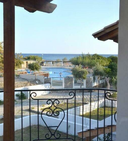 ペンション Galini Tropica