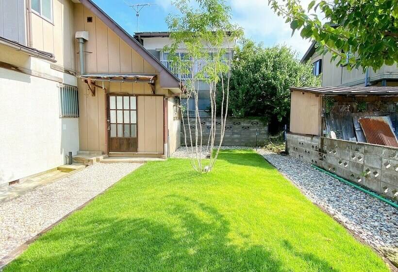 פנסיון Mooi Guesthouse