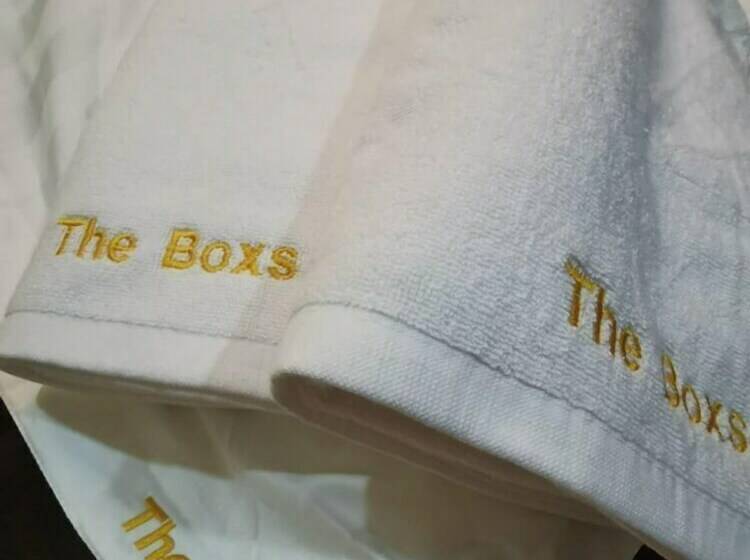 膳宿费 The Boxs Container