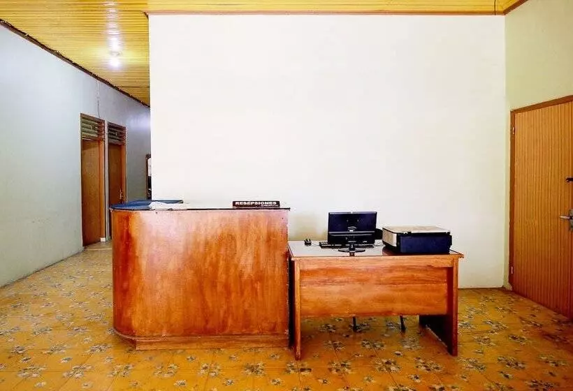 Spot On 2825 Hotel Mutiara