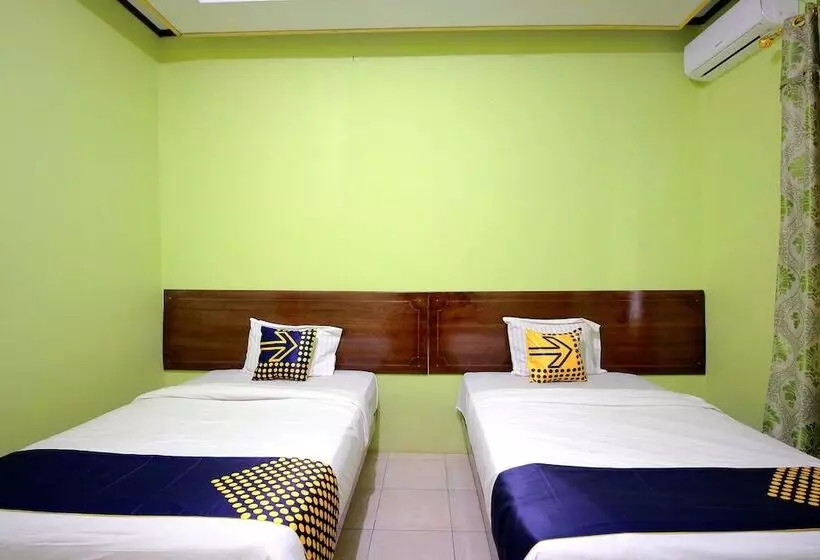 Spot On 2825 Hotel Mutiara