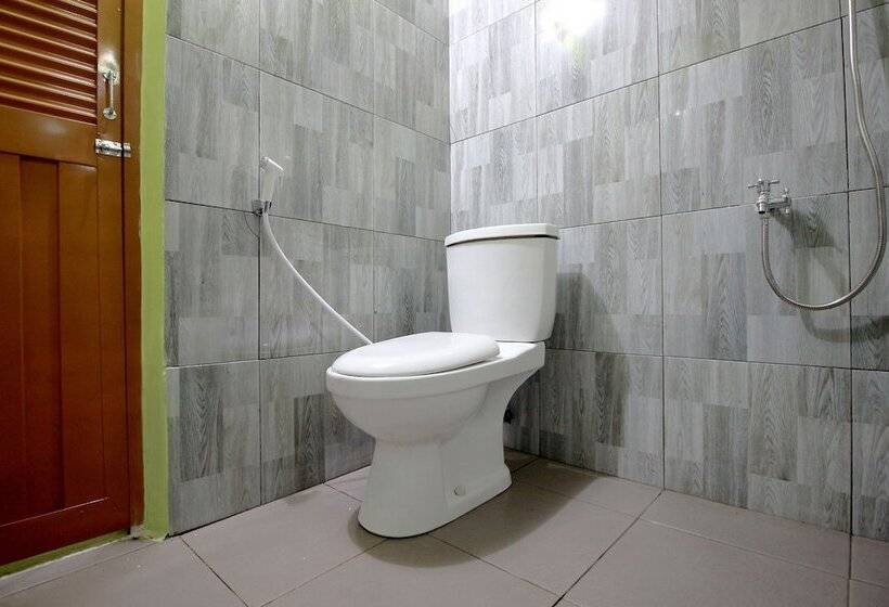 Spot On 2825 Hotel Mutiara