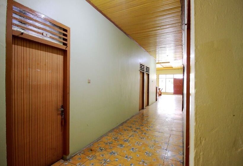 Spot On 2825 Hotel Mutiara