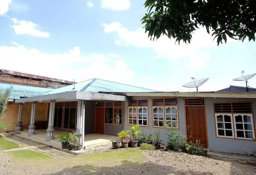 Spot On 2825 Hotel Mutiara