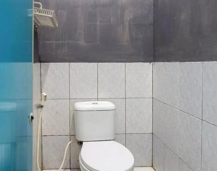 Hotelli Spot On 1055 Sakura Homestay Syariah