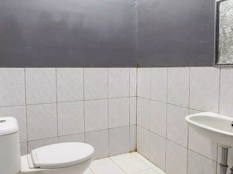 Hotelli Spot On 1055 Sakura Homestay Syariah