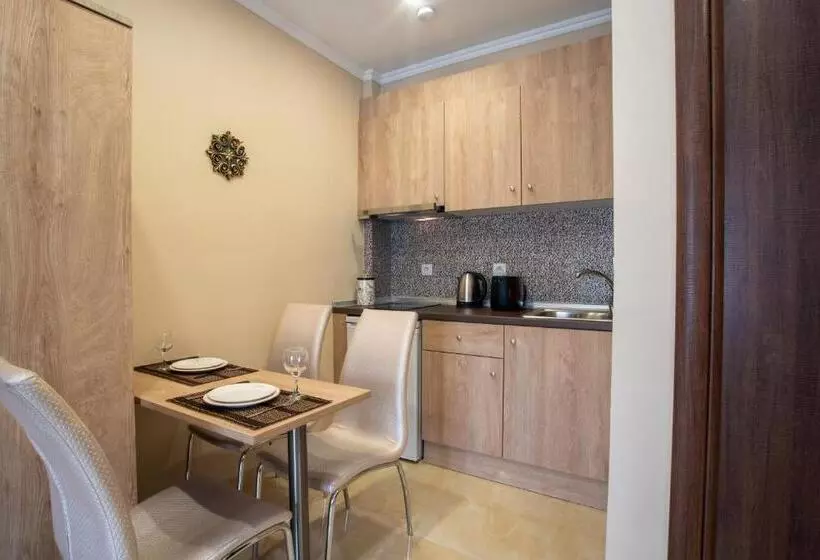 Hotelli Valery Apartments