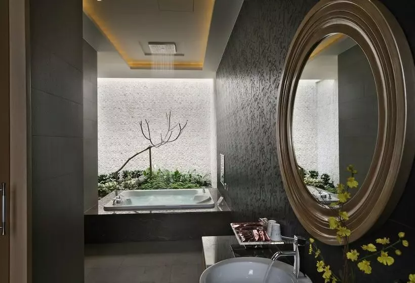 Mooninn Boutique Motel