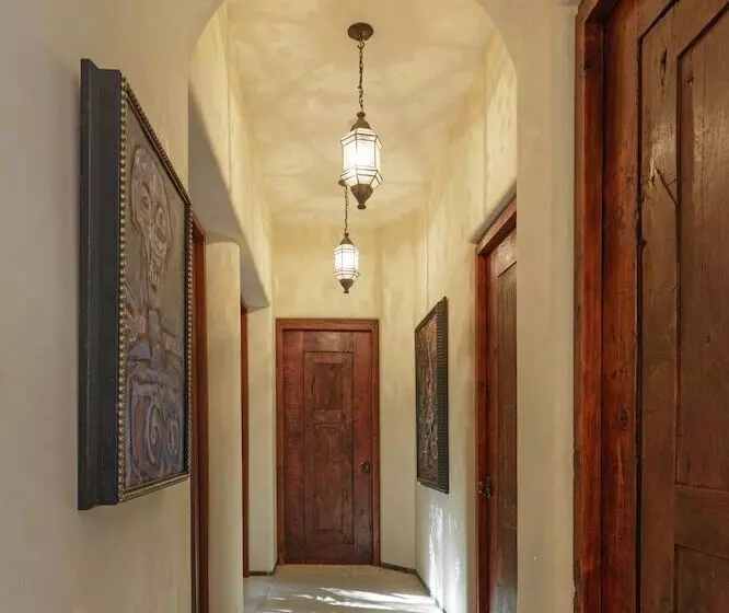 هتل Casa Angelina