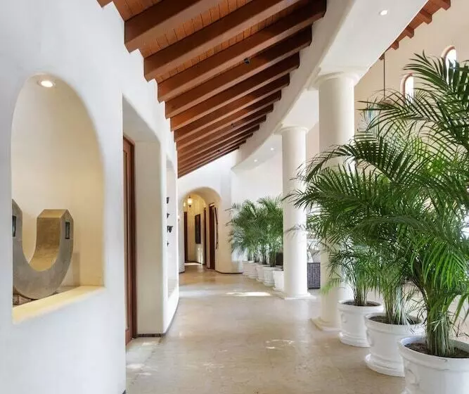 هتل Casa Angelina