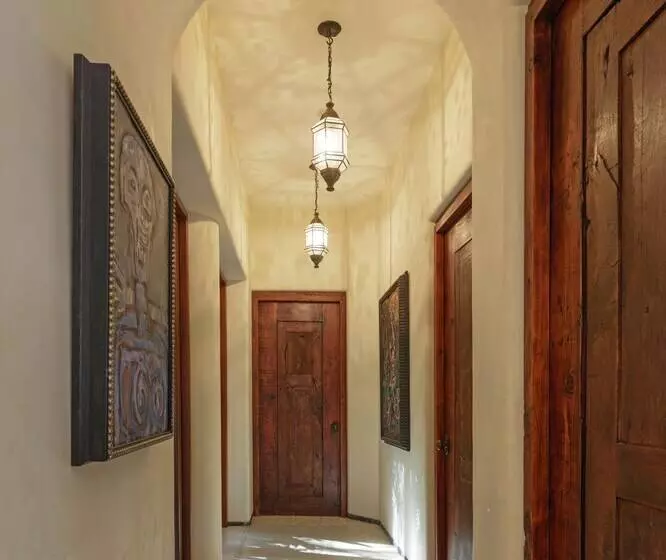 هتل Casa Angelina