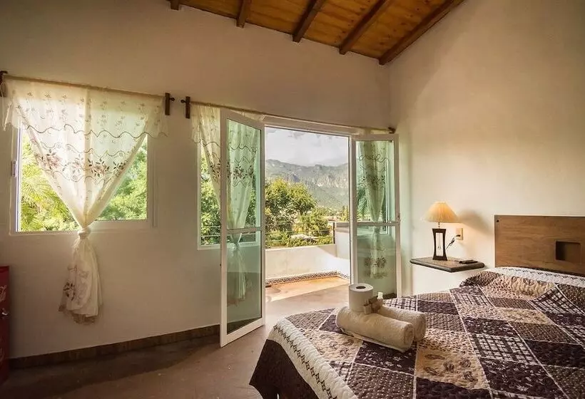 هتل Casa Maximiliano