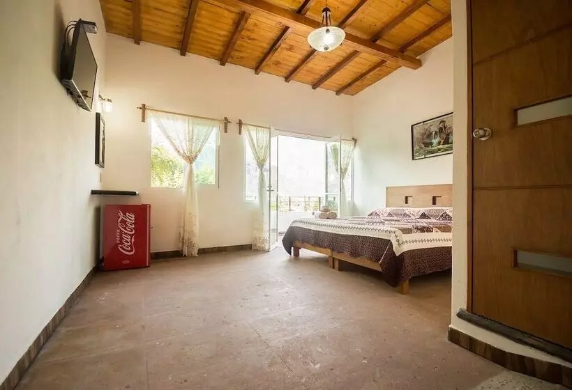 هتل Casa Maximiliano